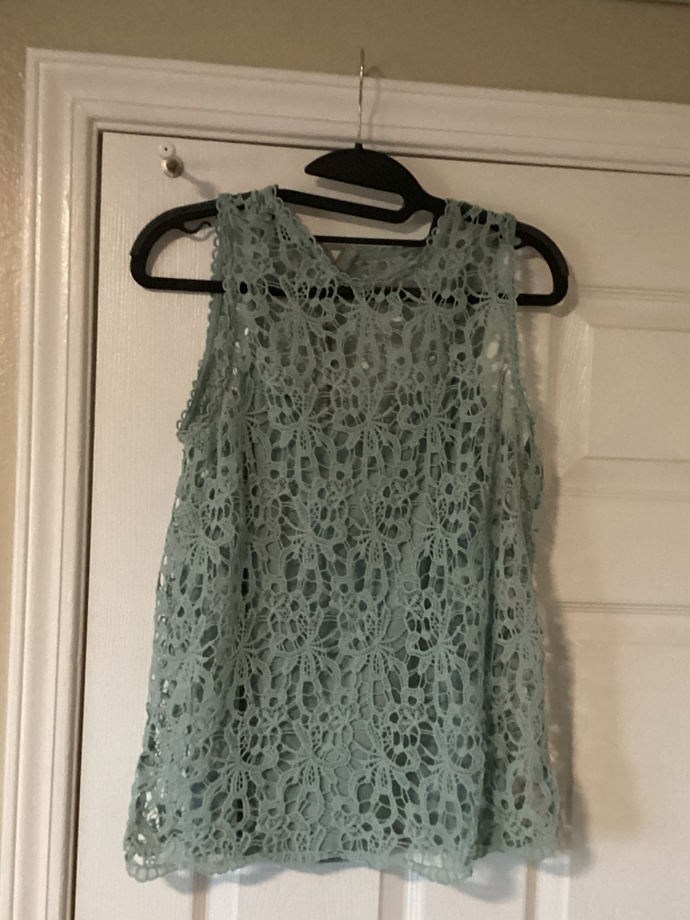 Sea foam green lace blouse with matching camisole Small